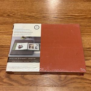 NEW IN PACKAGE MARTHA STEWART CRAFTS DEEP ORANGE POST BOUND ALBUM